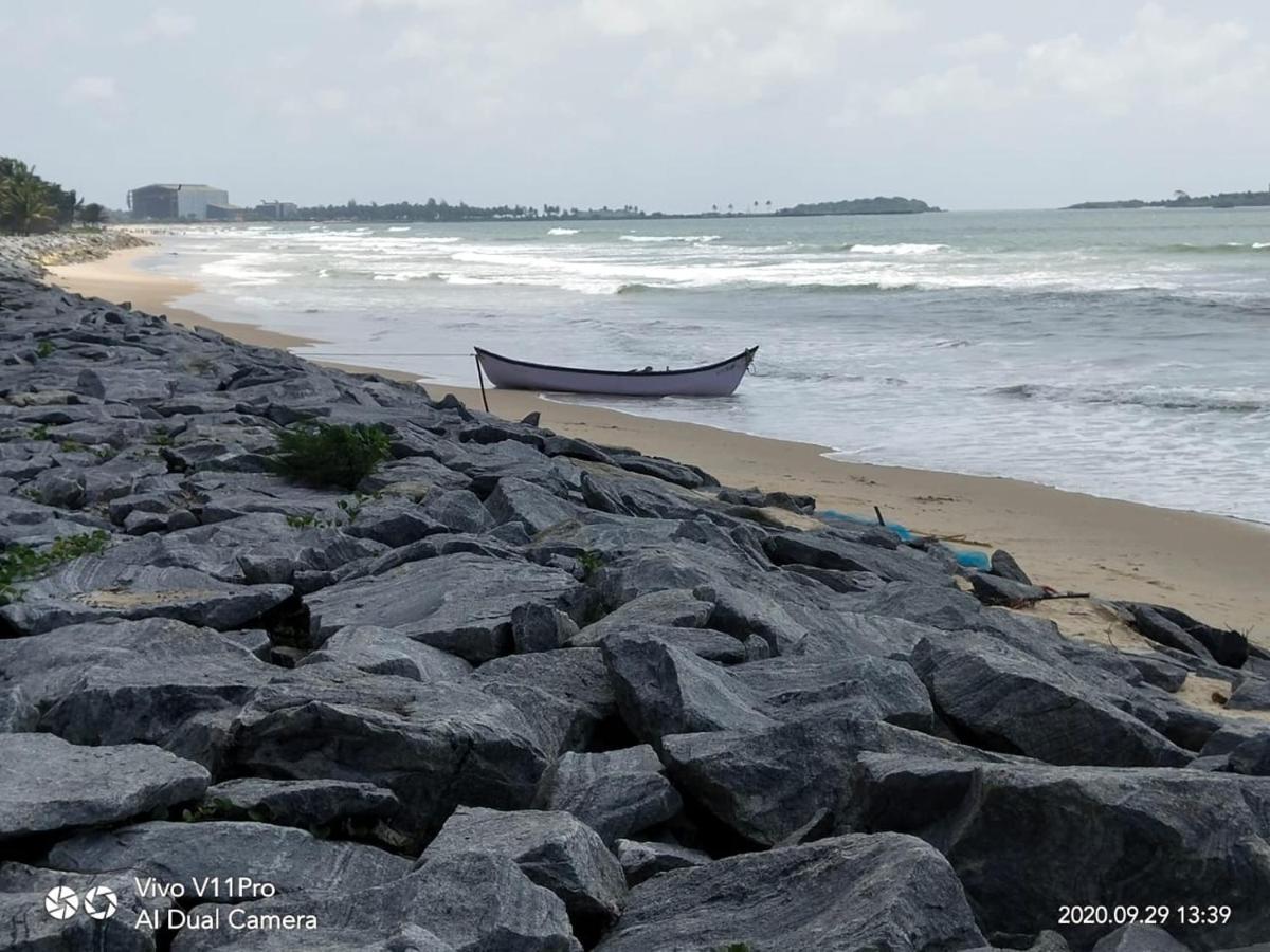 His Grace Sea View Cottages - Private Beach At Malpe Удипи Экстерьер фото